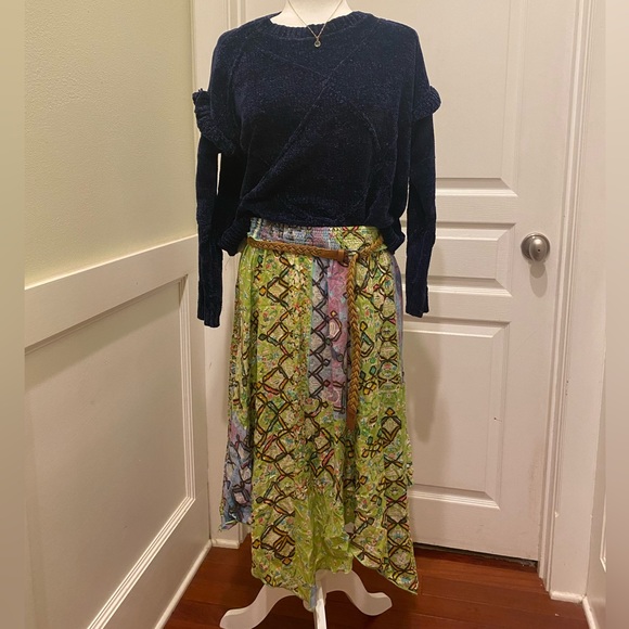 Flowy asymmetrical skirt - Picture 1 of 6